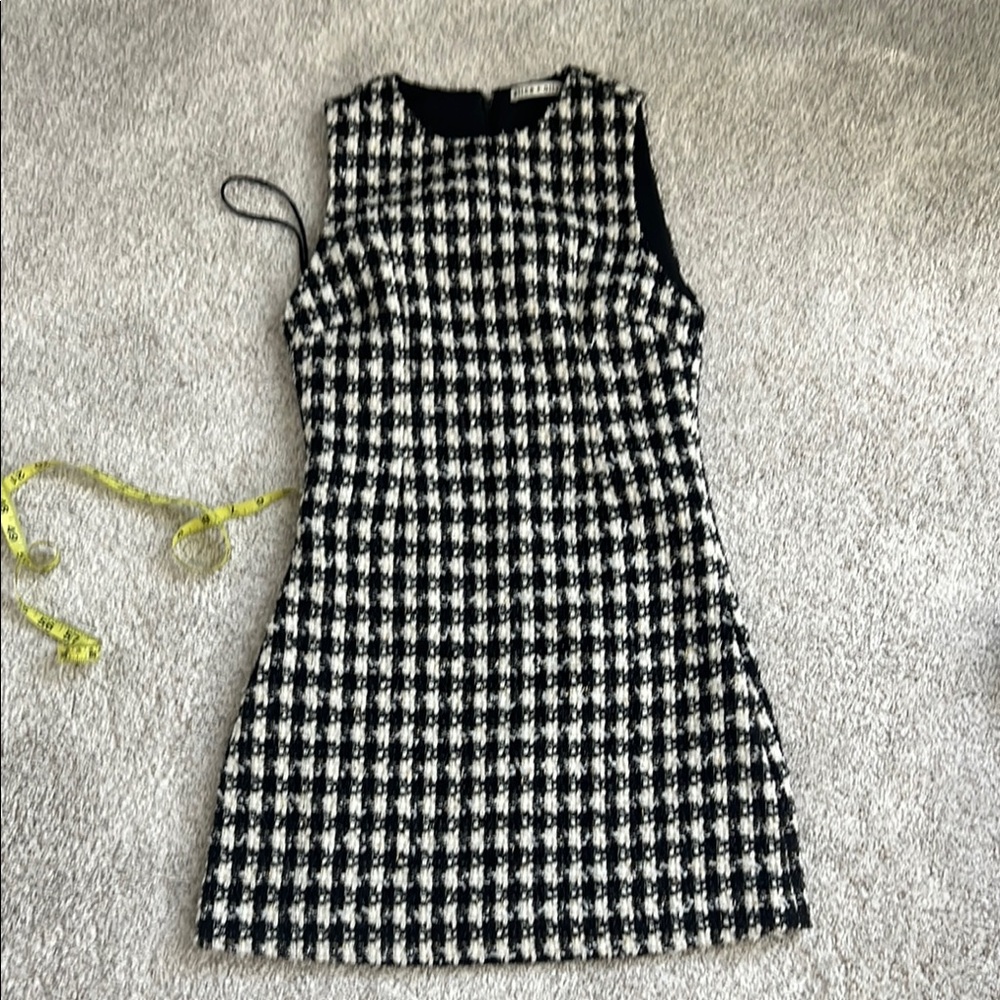Alice + Olivia Black and White Sheath Mini Dress